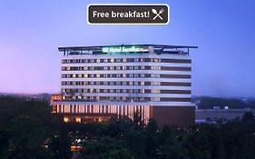 Santika Premiere Bintaro